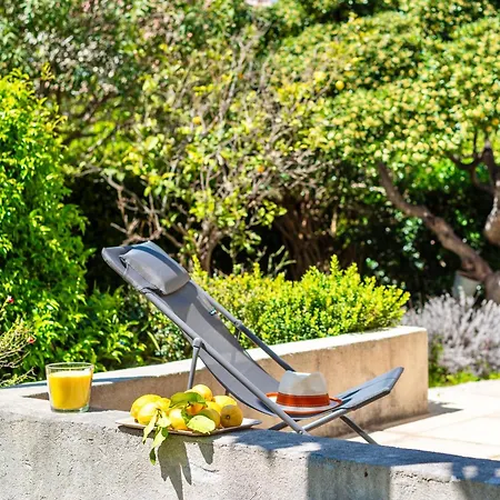 Maison Cap Brun Jardin Parking Prázdninový dům *