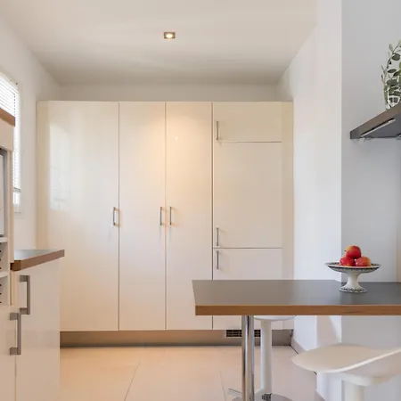 Maison Cap Brun Jardin Parking Тулон
