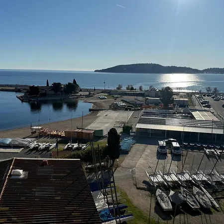 بيت للعطل Maison Cap Brun Jardin Parking تولون